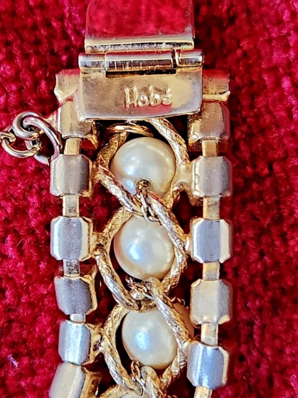 Exquisite Vintage Hobe Faux Pearl Aurora Borealis Crystal Rhinestone Bracelet - Picture 7 of 16